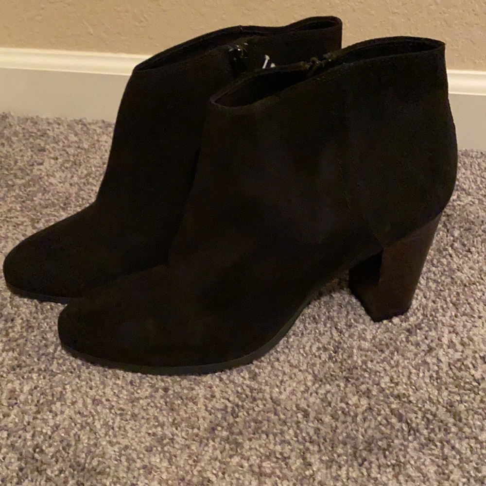 FAUX SUEDE ANKLE BOOTS